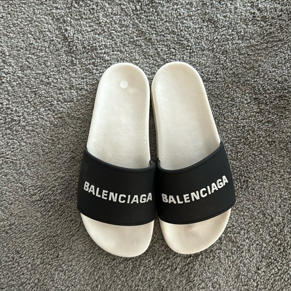 Balenciaga Slidea - Picture 1 of 1